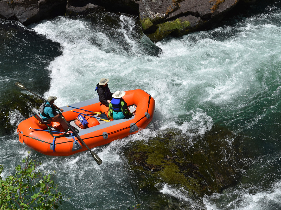 North Umpqua Outfitters景点图片