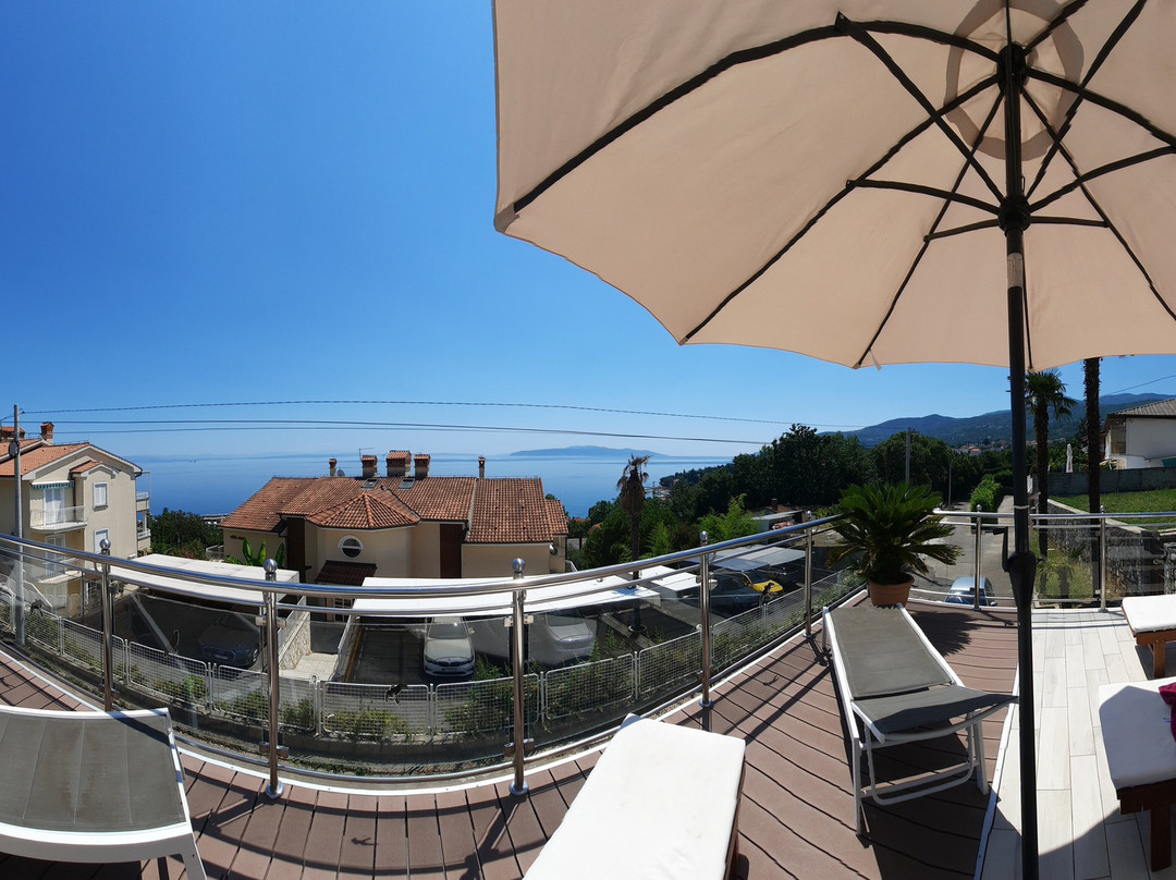 Villa Roses Apartments & Wellness主图