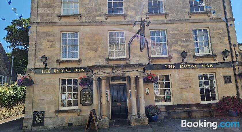 Royal Oak Corsham Wiltshire主图