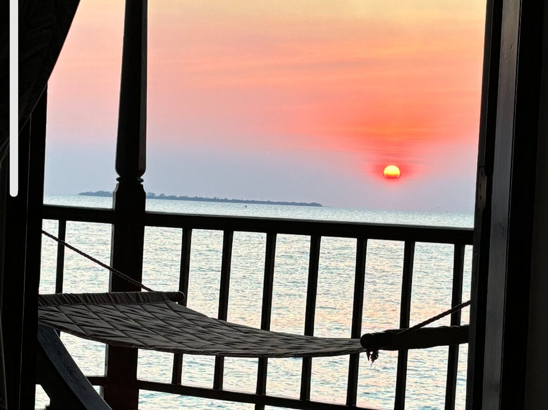 桑给巴尔塞雷纳酒店主图