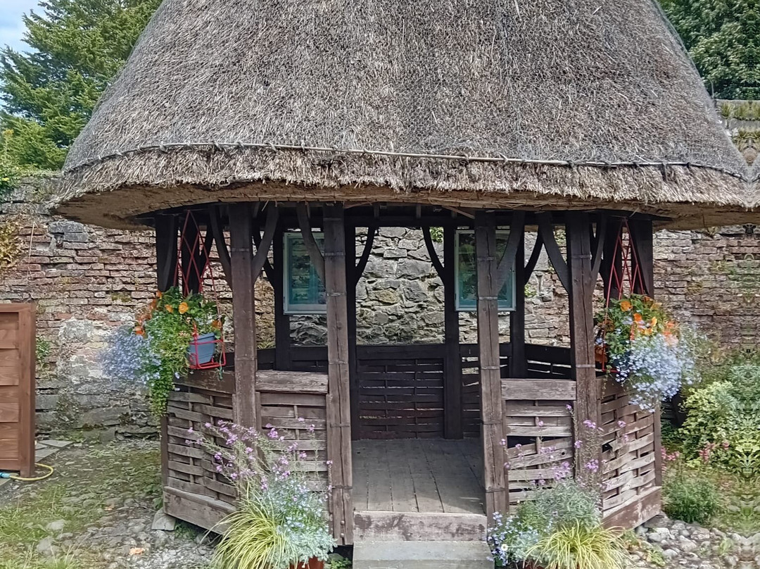 The Boathouse Bar-Portumna必去景点