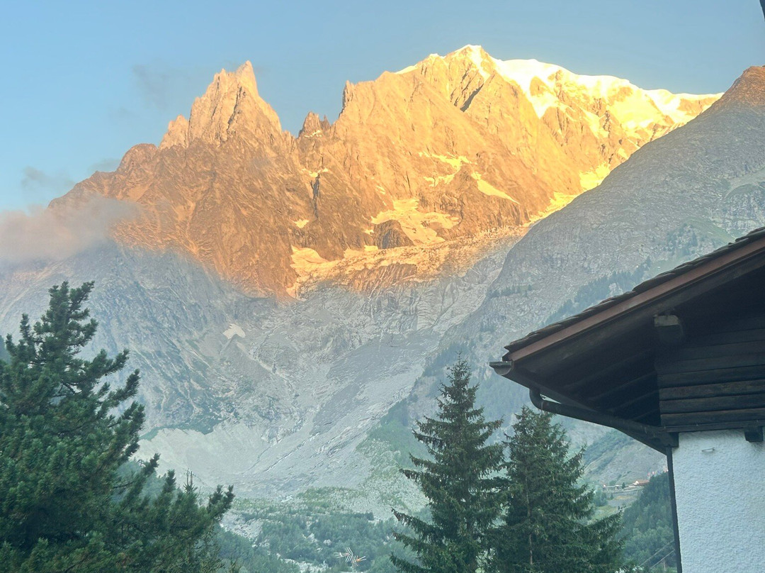 Hotel Meuble Aiguille Noire主图