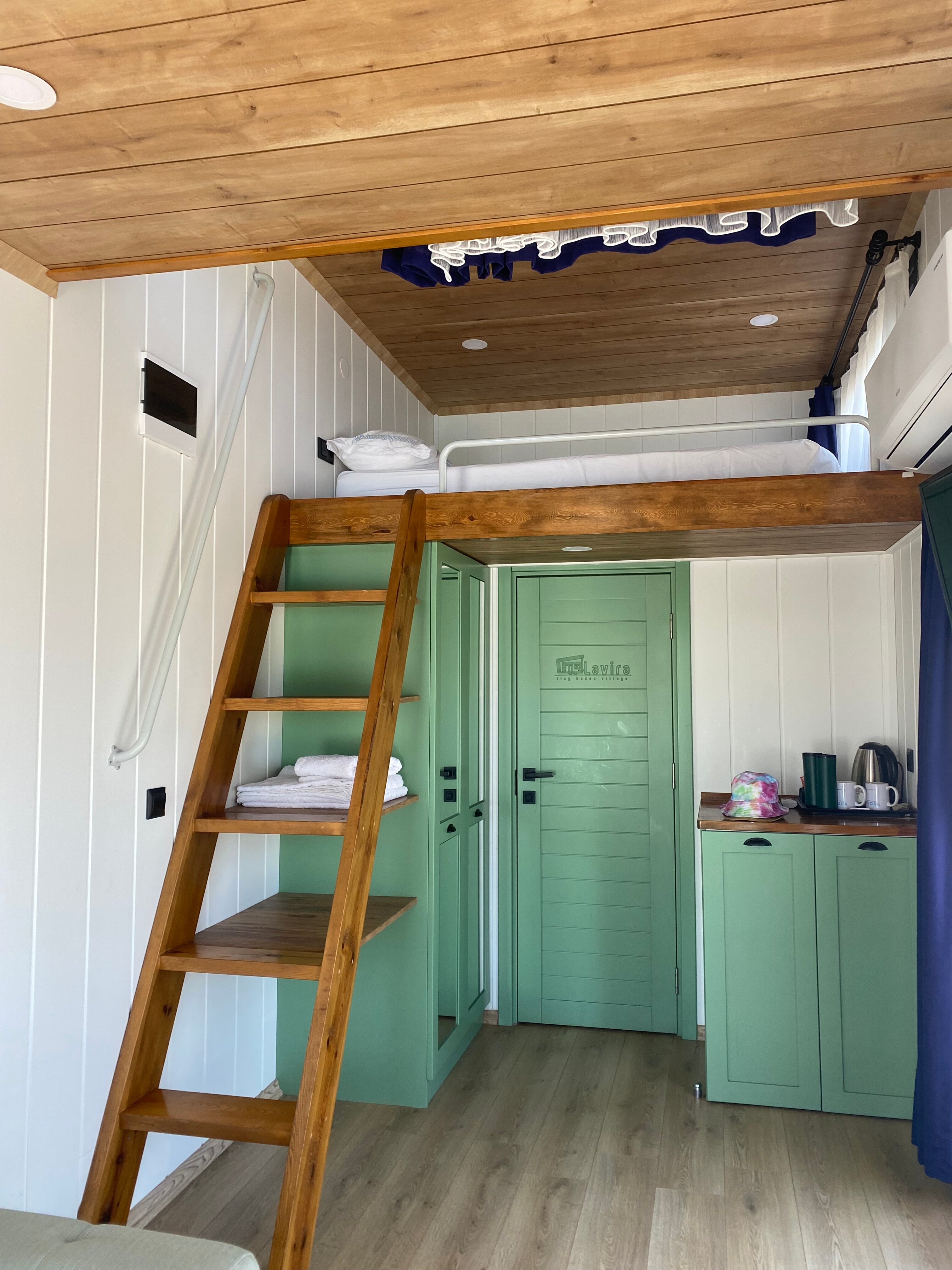 Lavira Tiny House Village-官方