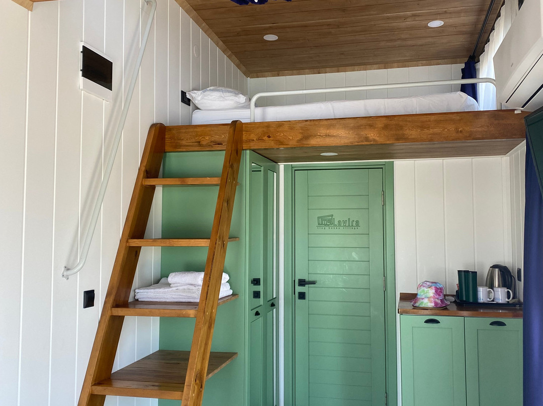 Lavira Tiny House Village主图