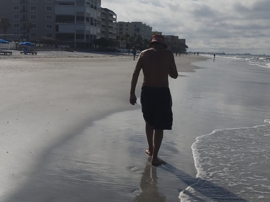 Sandalwood Beach Resort主图