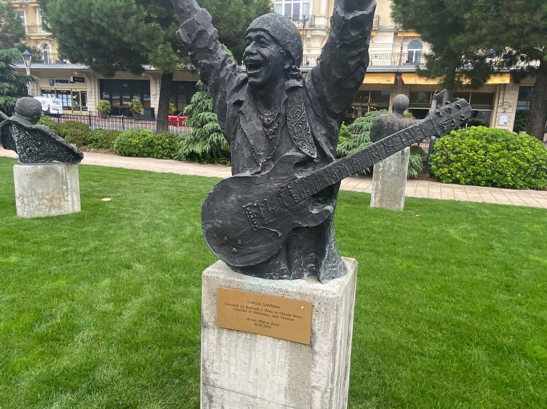 Alley Of Jazz Musician Sculptures-蒙特勒必去景点