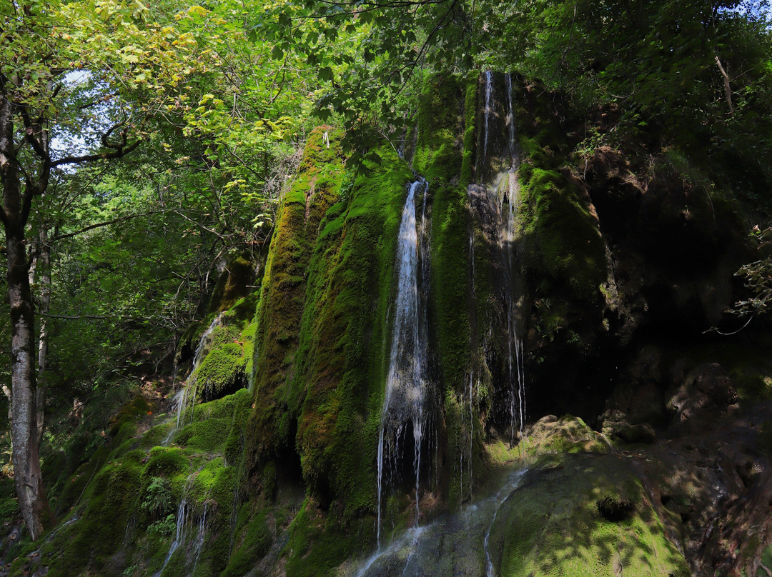 Mamirli Waterfall-Qakh必去景点