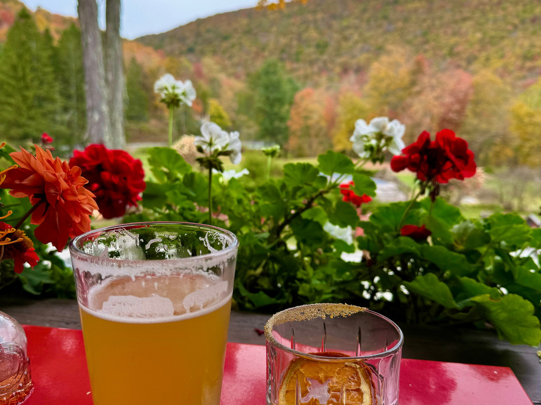 Urban Cowboy Lodge主图