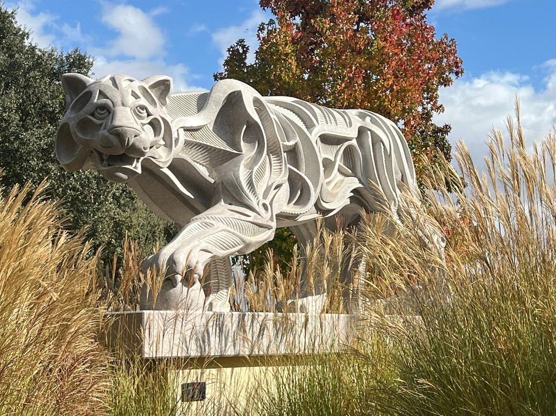 Sculpterra Winery & Sculpture Garden景点图片