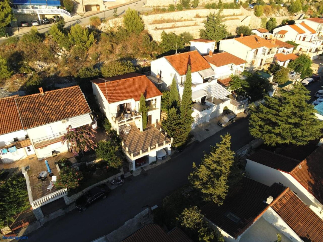 The Sea Cottage Apartments