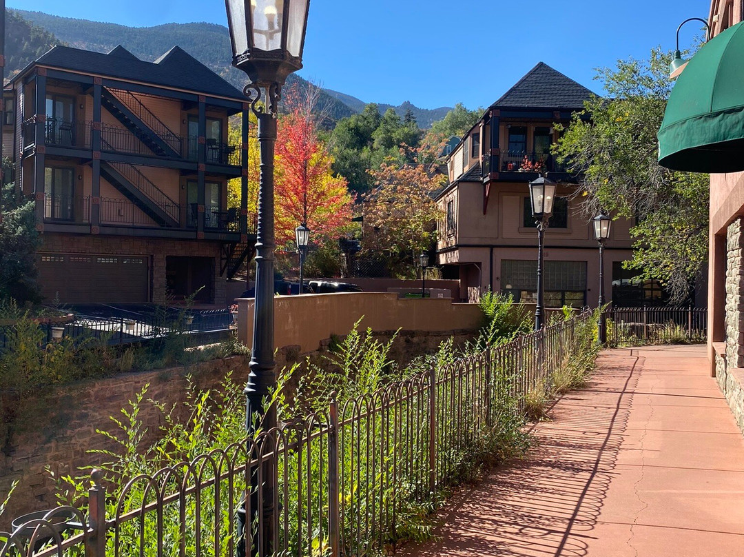 Manitou Springs Visitors Bureau-Manitou Springs必去景点