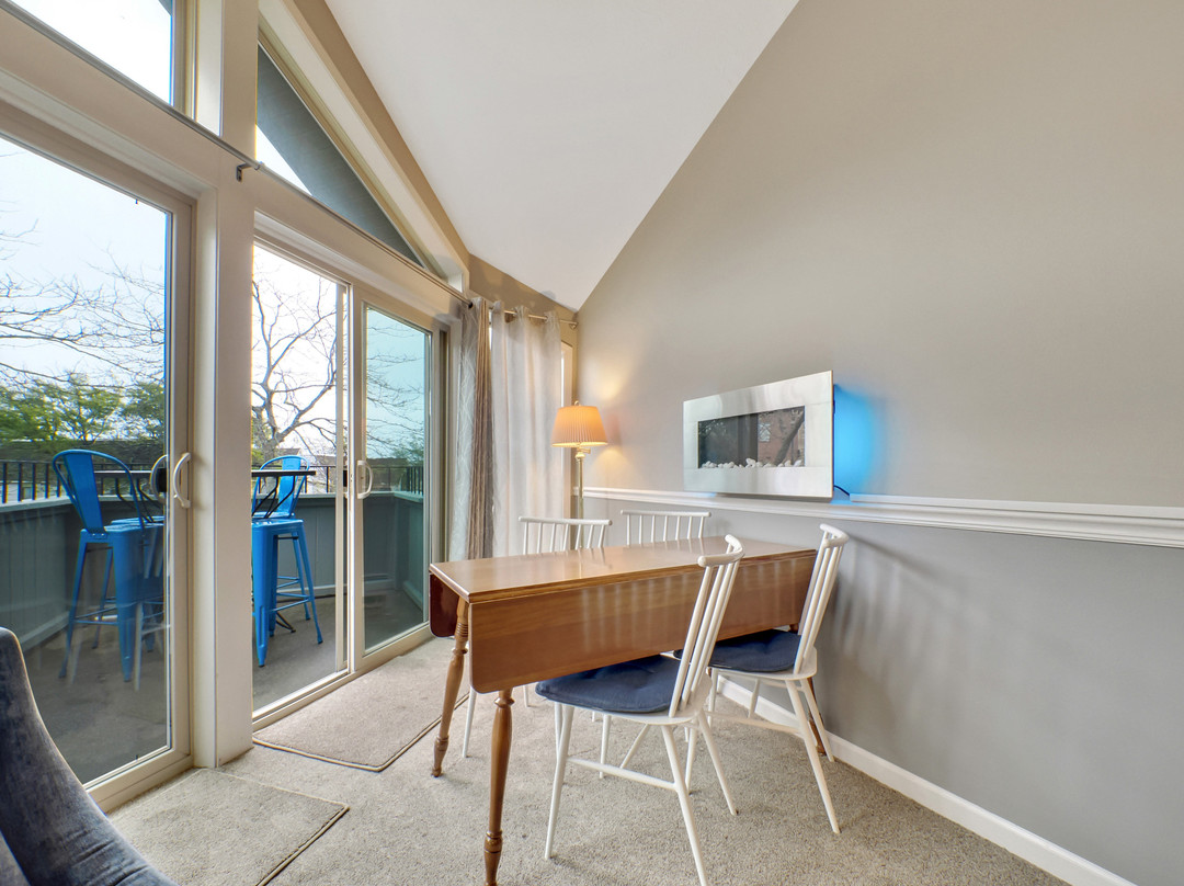 Pointes North Inn主图