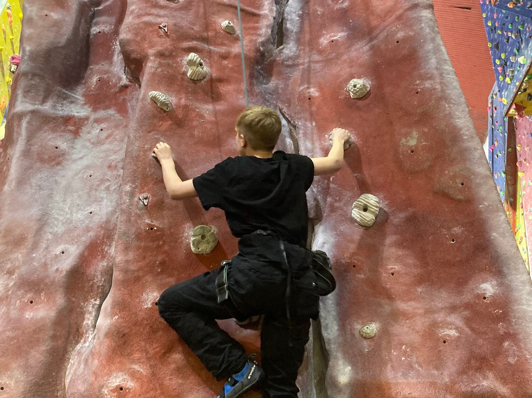Awesome Walls Climbing Centre Stockport景点图片