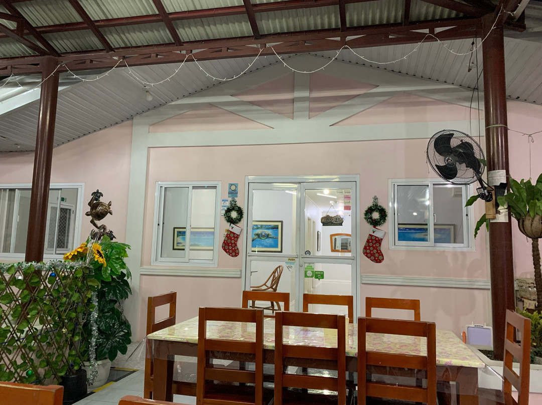 Tartaruga's Hotel and Pagudpud Yacht Club Restaurant主图