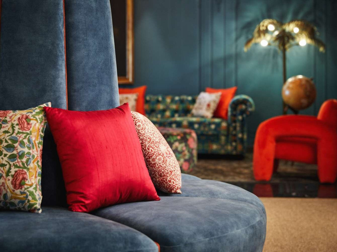 黑斯佩里亚塞维利亚酒店