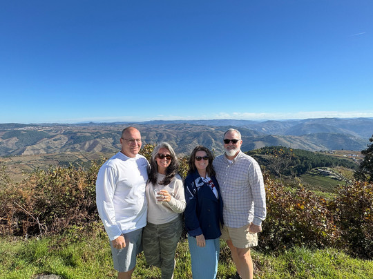 Shuttle Douro Tours-波尔图必去景点