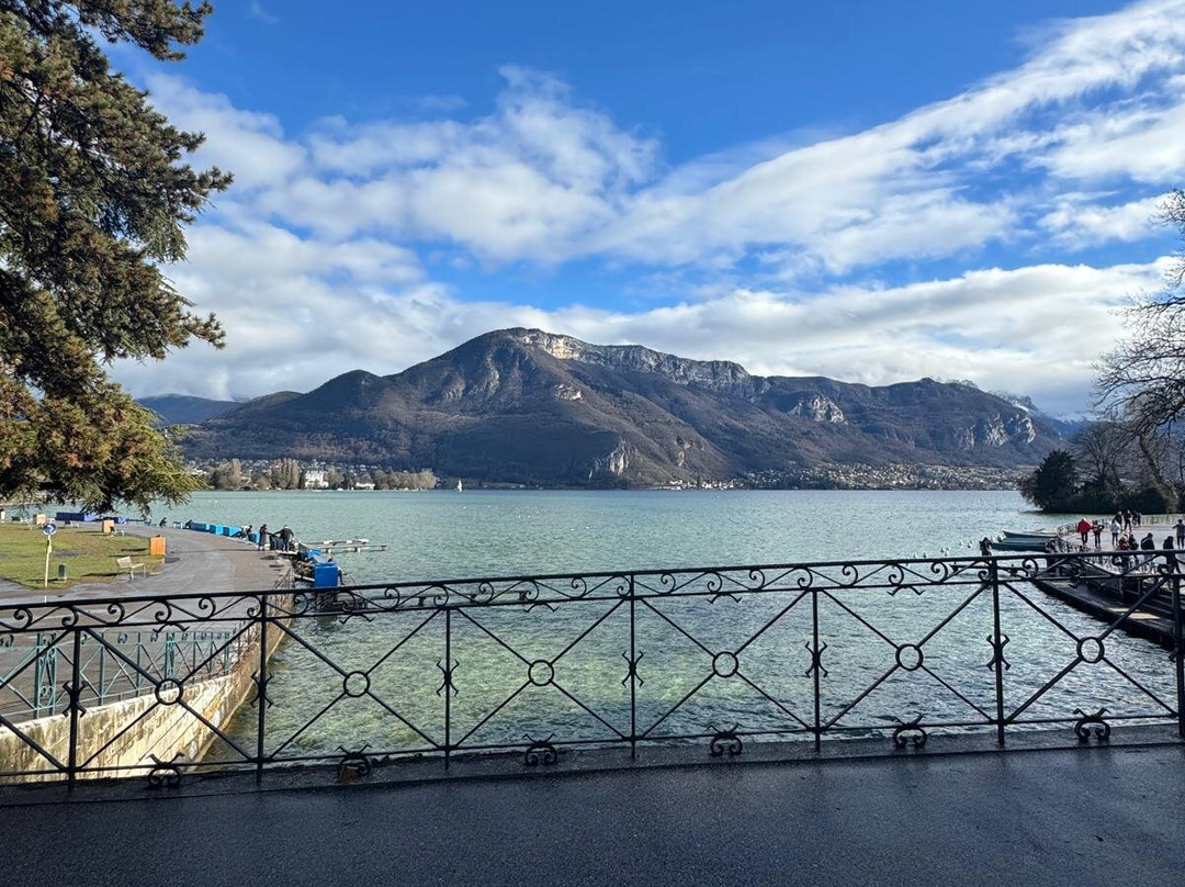 Visit Annecy - La Tania Tours-La Tania必去景点