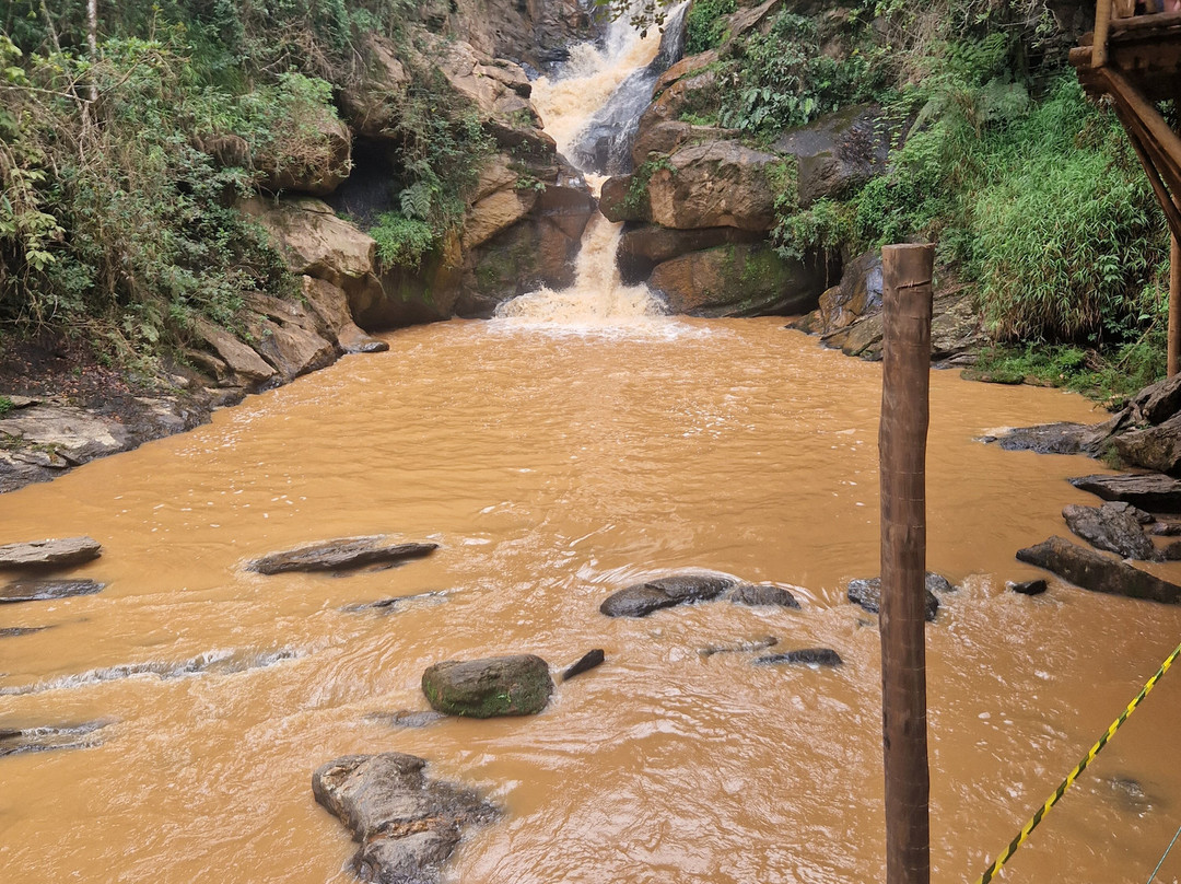 Cachoeira Véu de Noiva-Sao Thome das Letras必去景点
