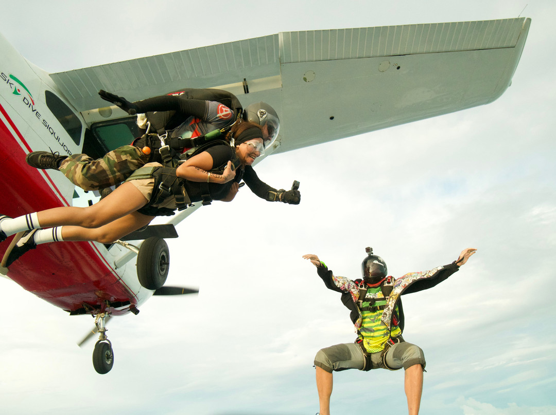 Skydive Siquijor景点图片