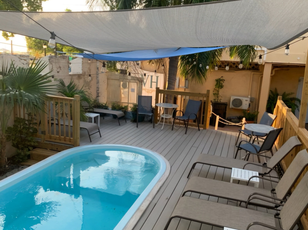 Victoria House主图