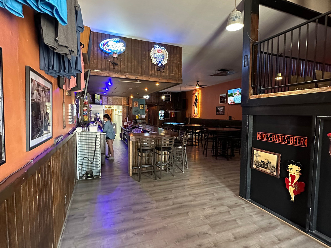 The Sundance Saloon Bar & Grill景点图片