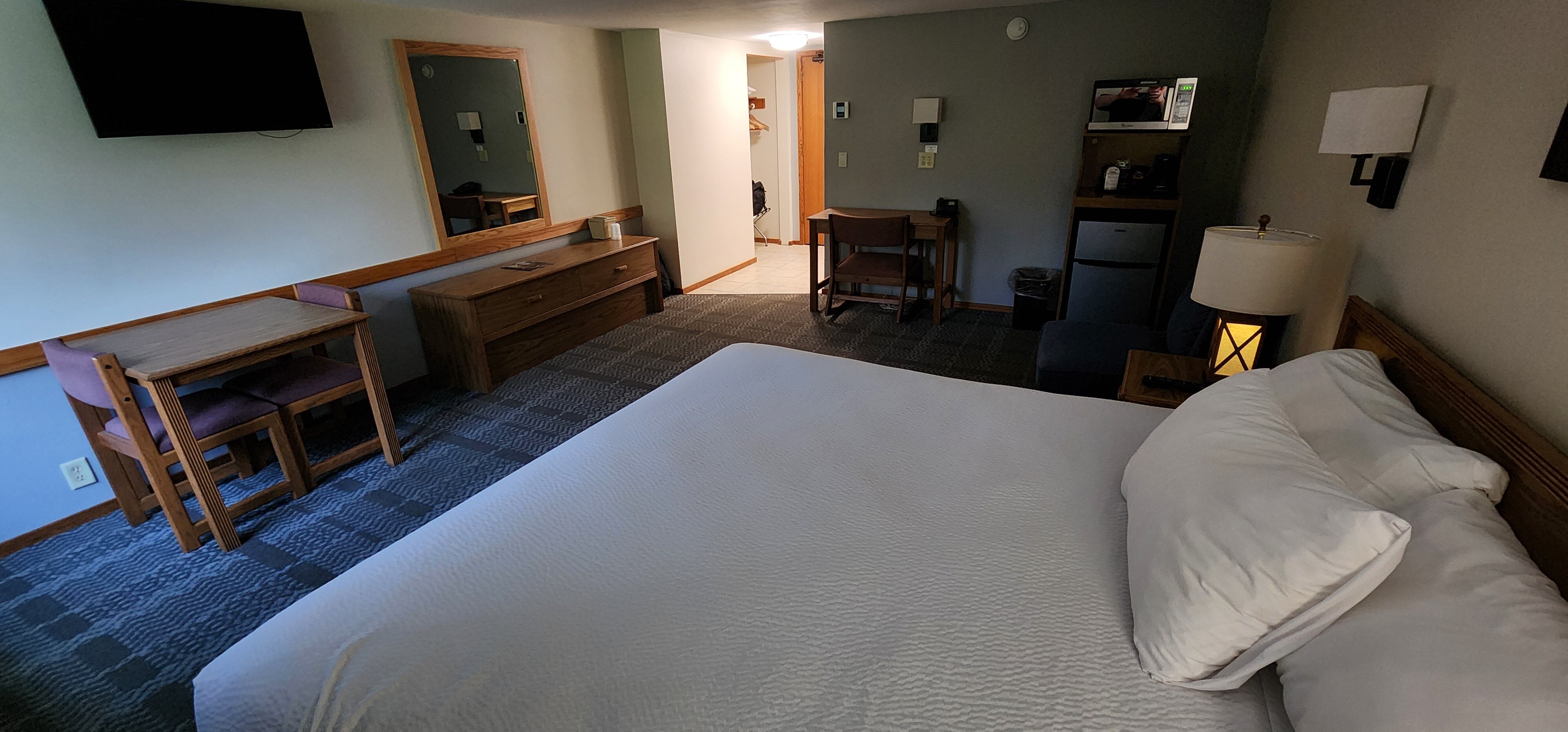 Round Barn Lodge-客卧