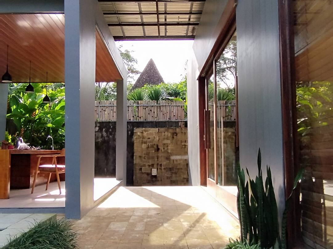 Senetan Villas & Spa Resort主图