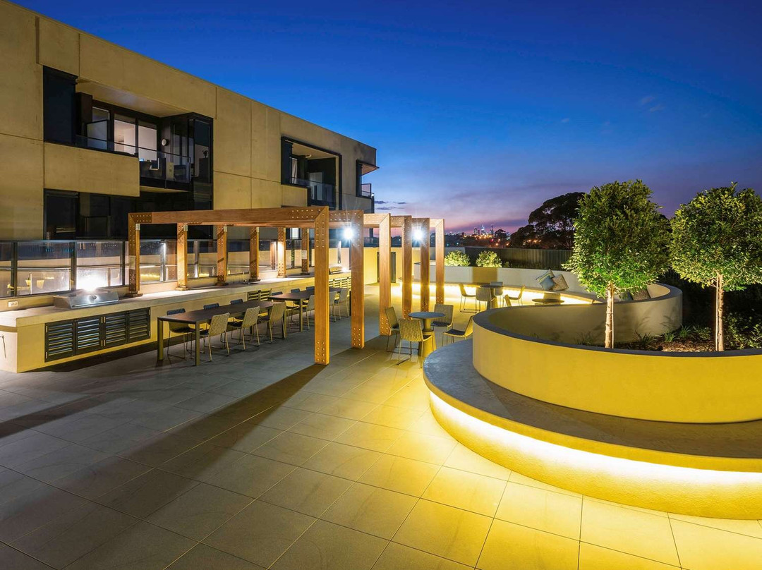 墨尔本莫尔文诗铂高级服务公寓主图