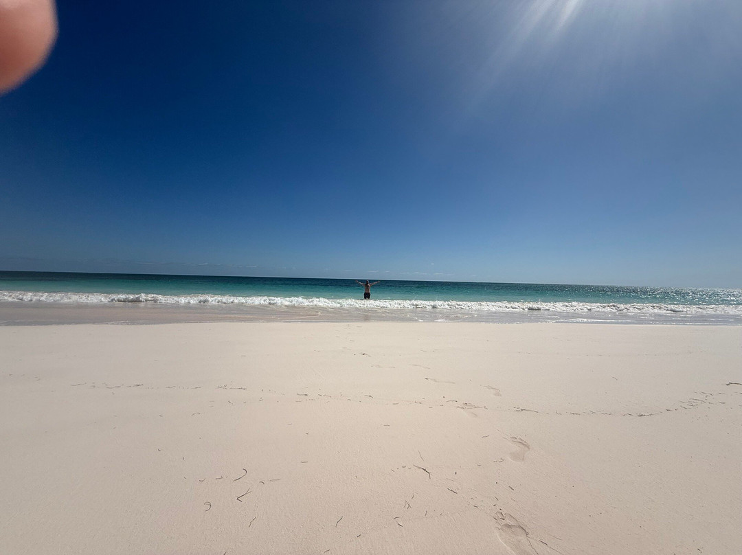East Beach-San Salvador必去景点