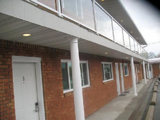 Traveler's Inn主图