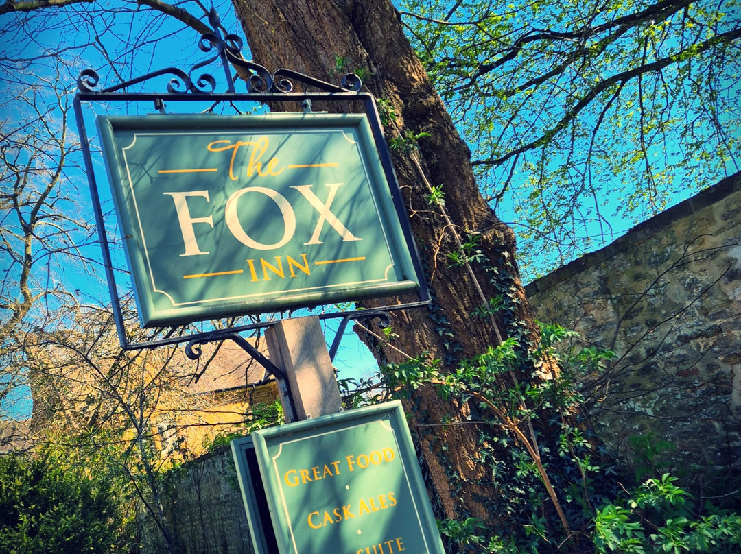 The Fox Inn at Souldern主图