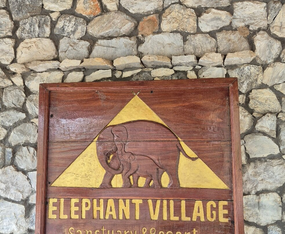 Elephant Village Sanctuary & Resort-琅勃拉邦必去景点