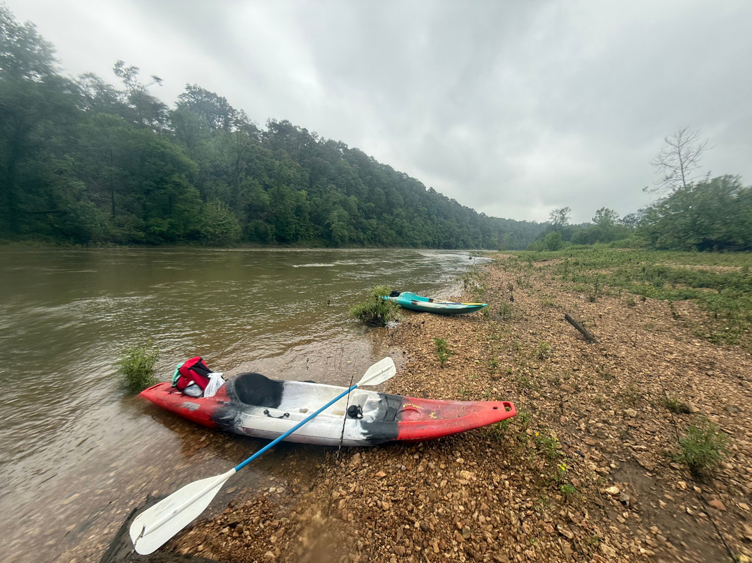 Gypsy Camp & Canoe景点图片