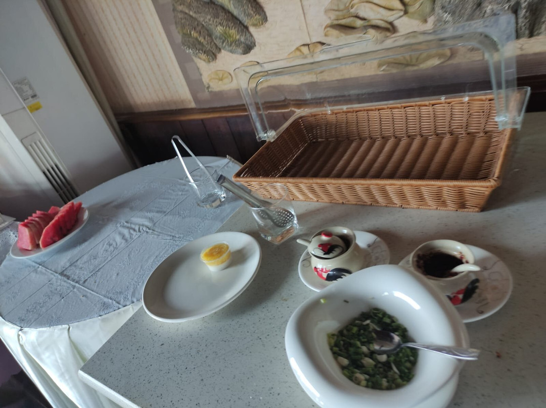 圣塔湾河畔酒店主图