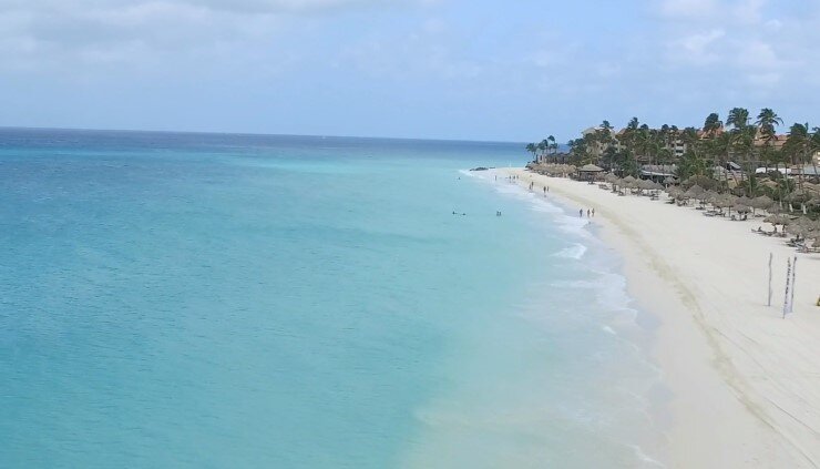 Divi Dutch Village Beach Resort-泳池