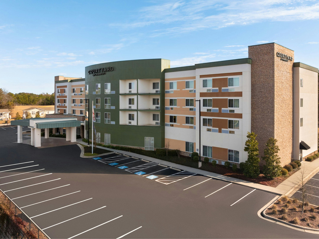 Courtyard Fayetteville Fort Bragg/Spring Lake主图