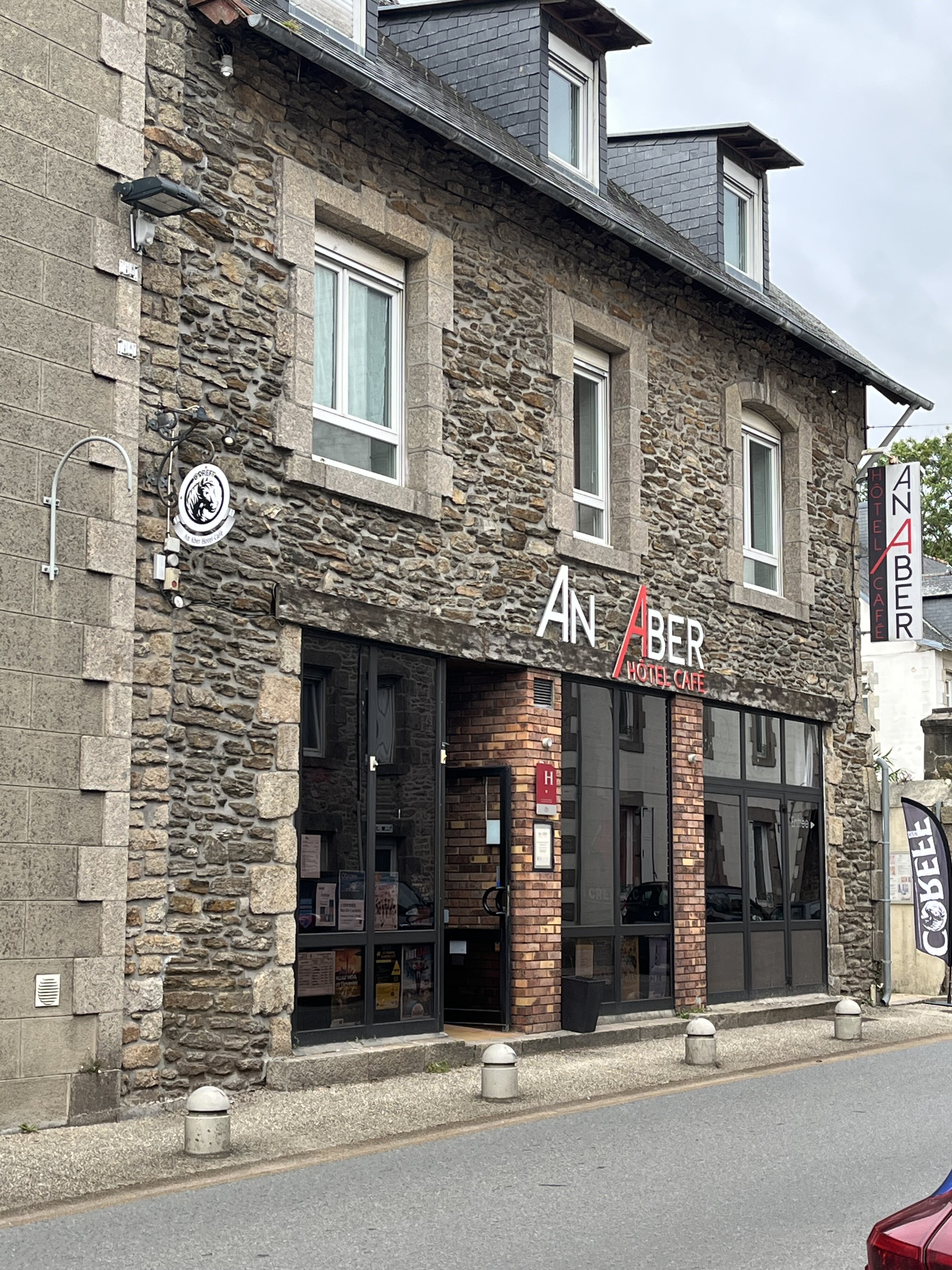 An Aber Hôtel Café-官方