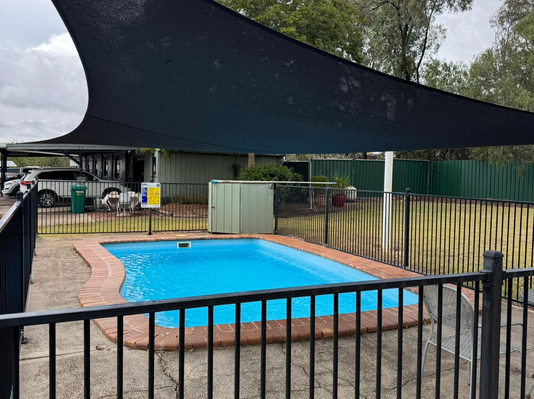 Cattle Camp Motel主图