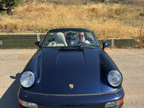 Luxury Car Rent-雷斯蒙必去景点