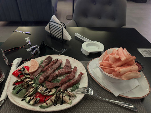 Shisha Room-地拉那必去景点