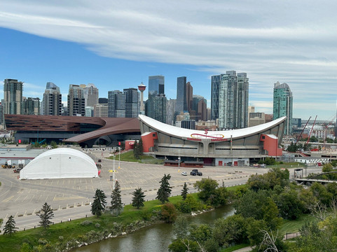 Toonie Tours Calgary-卡尔加里必去景点