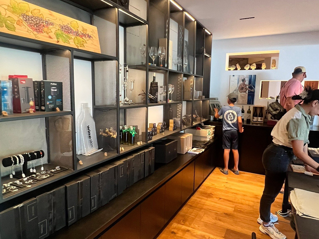 Tsiakkas Winery-Pelendri必去景点