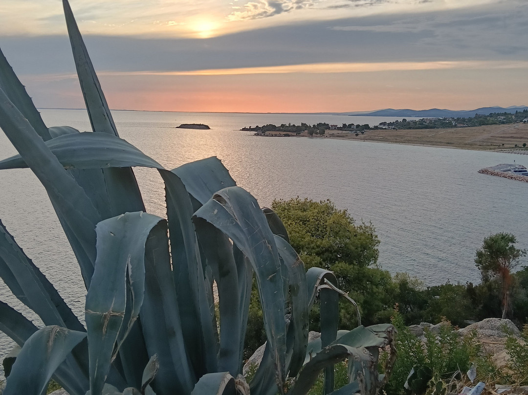 Agios Ioannis-Nikiti必去景点