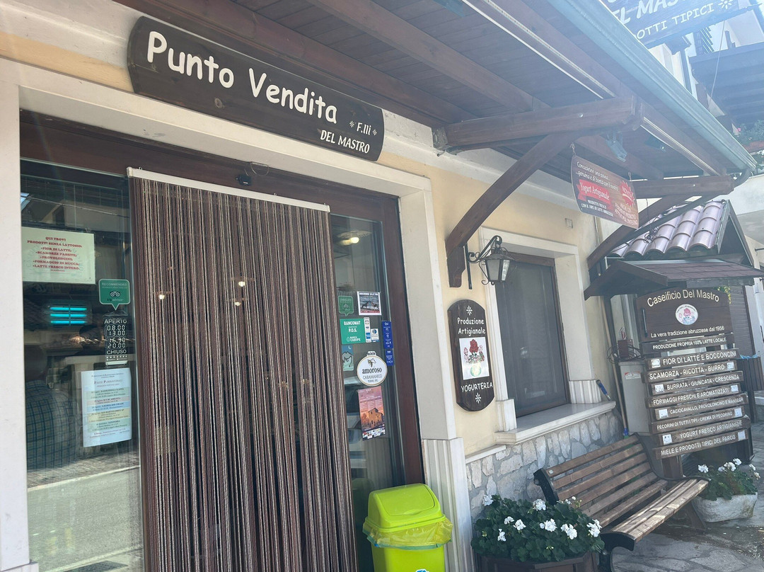 Caseificio F.lli Del Mastro-Sant'Eufemia a Maiella必去景点