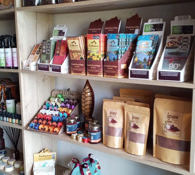 Vosmeraki-麦德林必去景点