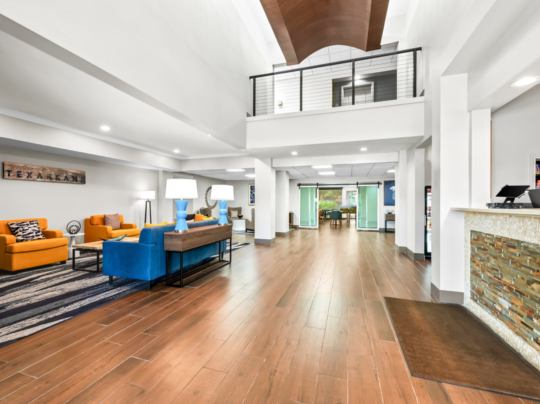 Comfort Suites Texarkana Texas主图