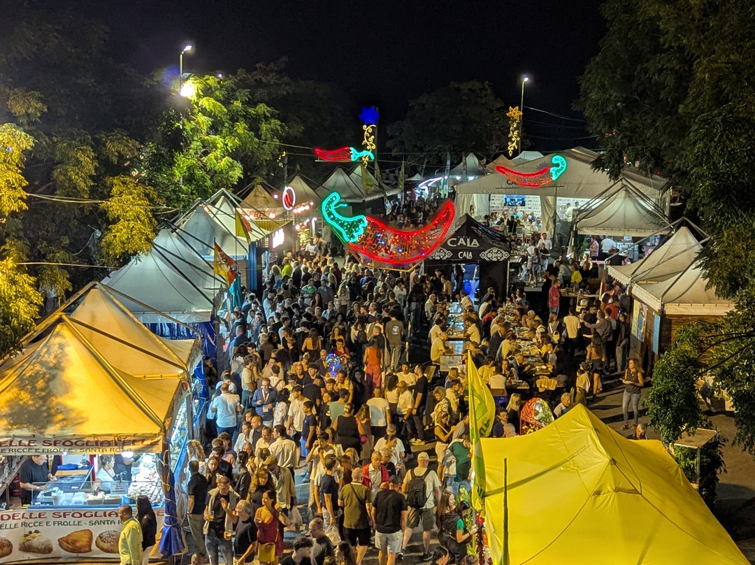 Peperoncino Festival-迪亚曼泰必去景点