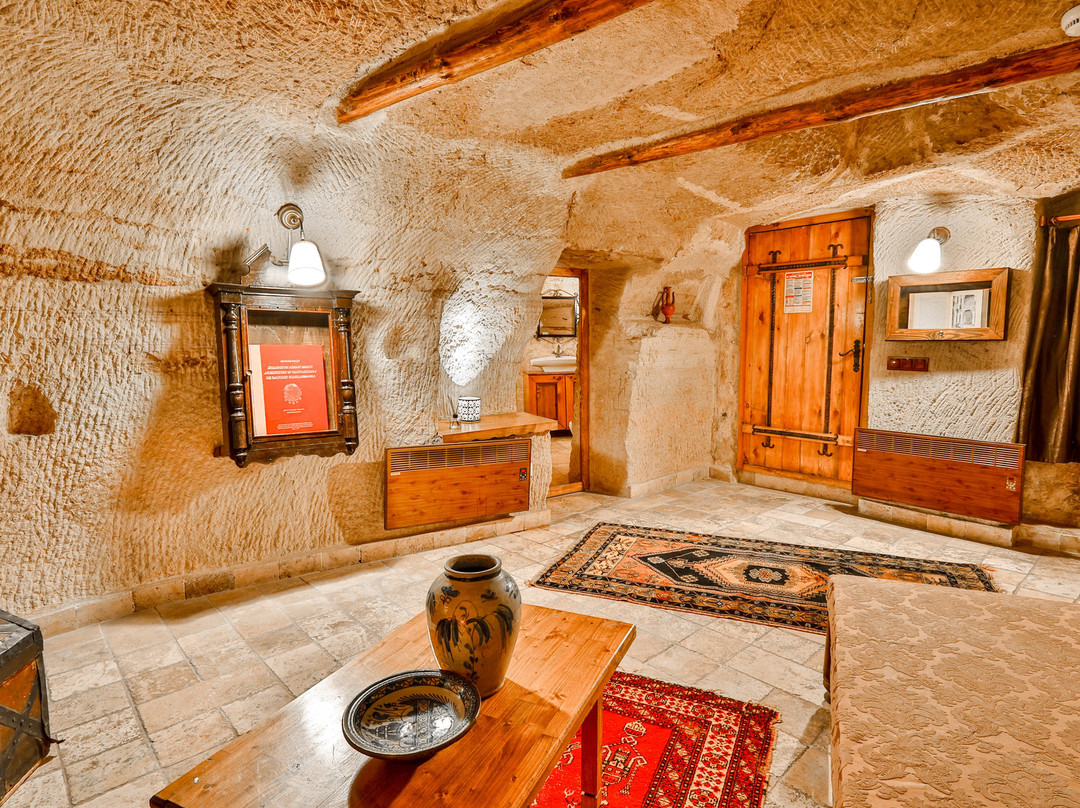 卡帕多细亚城堡酒店主图