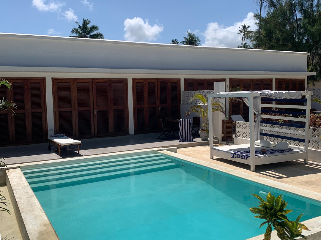 Pili Pili Orient Beach Hotel主图