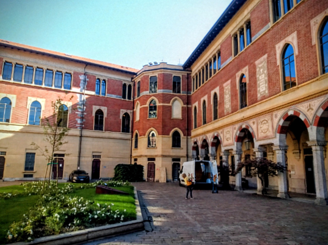 Palazzo Malinverni-莱尼亚诺必去景点